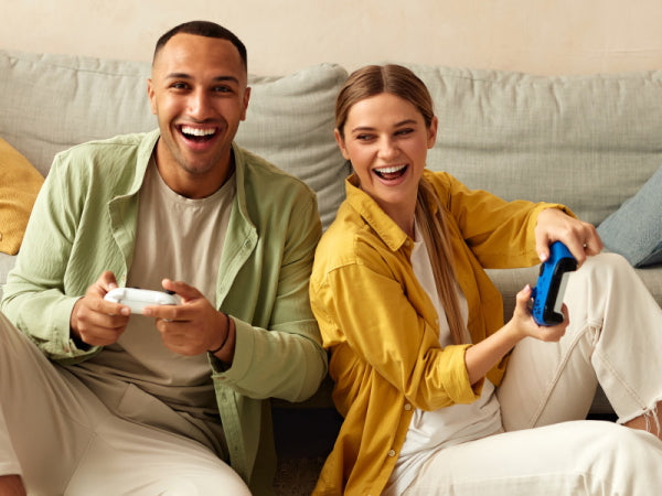 1×1 DES GAMINGS: PC-SPIELEN IM WOHNZIMMER – WAS IST ZU BEACHTEN?