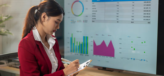 FERNSEHER ALS MONITOR VERWENDEN: SO GEHT ES